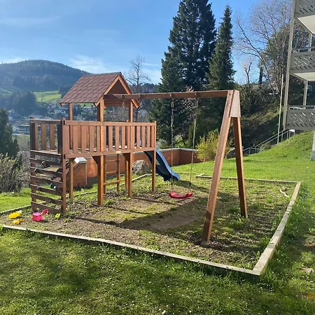 Naturverliebt Ideal Fuer Familien Direkt An Wanderwegen Sauna Im Haus Spielzimmer Tiefgarage E-Ladestation Todtnauberg Exterior photo