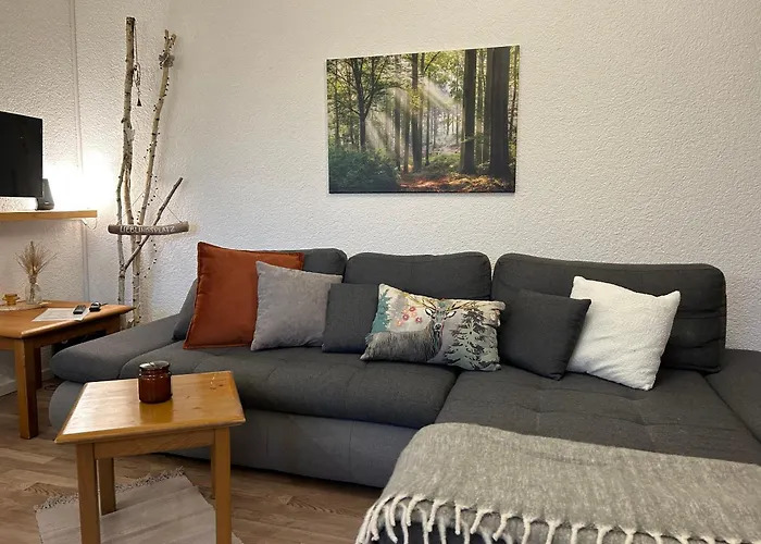 Naturverliebt Ideal Fuer Familien Direkt An Wanderwegen Sauna Im Haus Spielzimmer Tiefgarage E-Ladestation